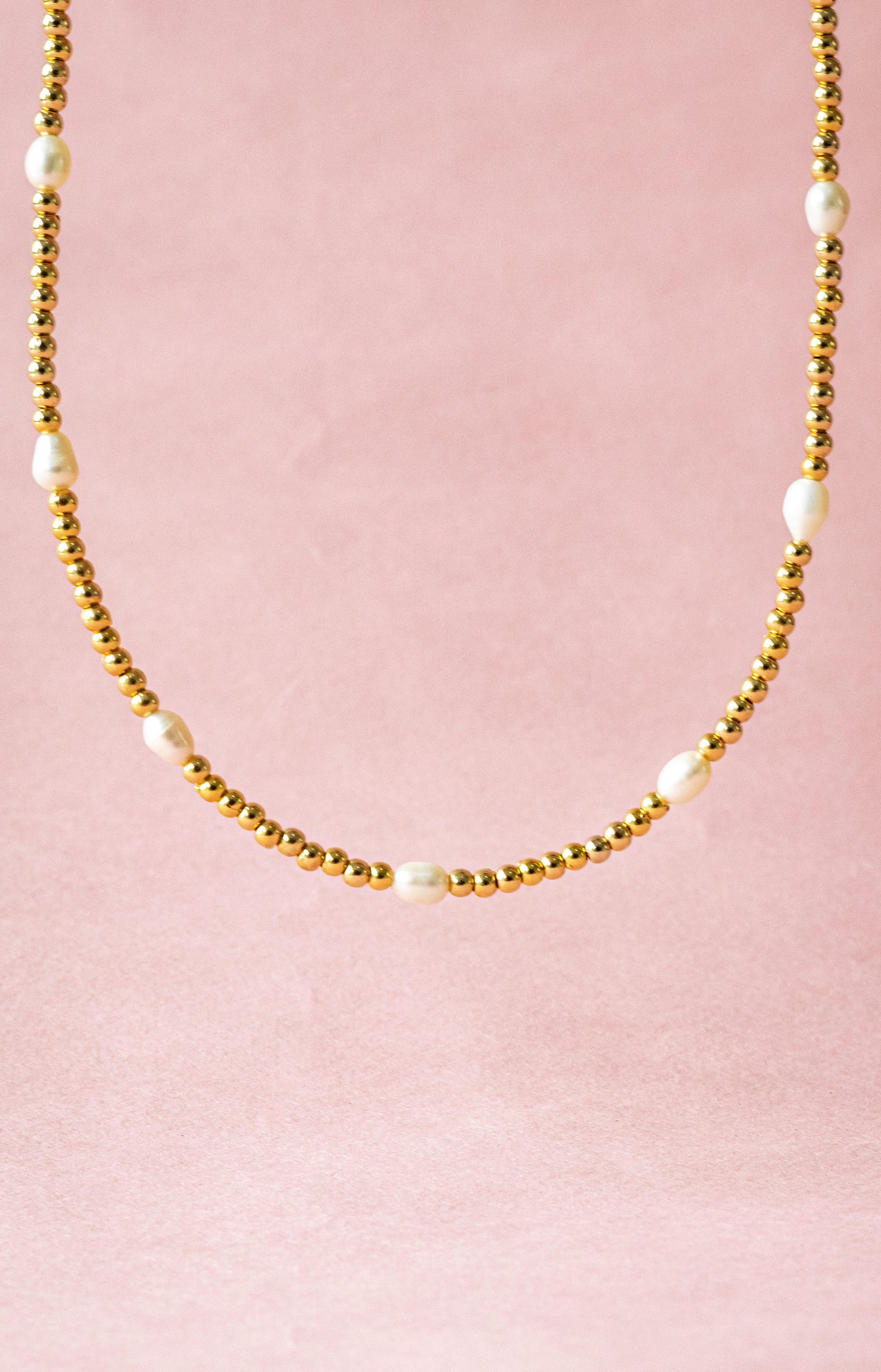 Collar balines y perlas