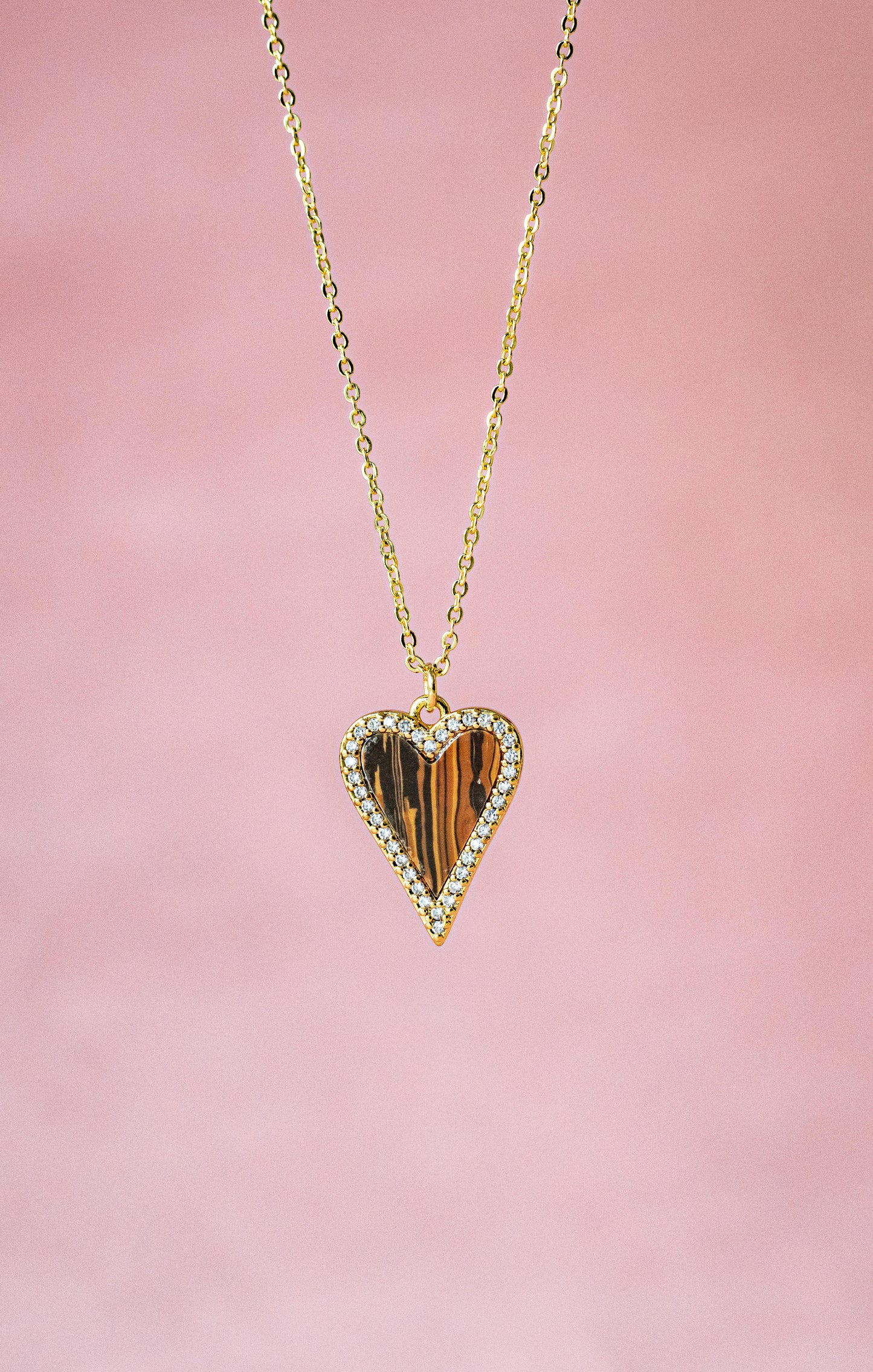 Collar corazón con circones