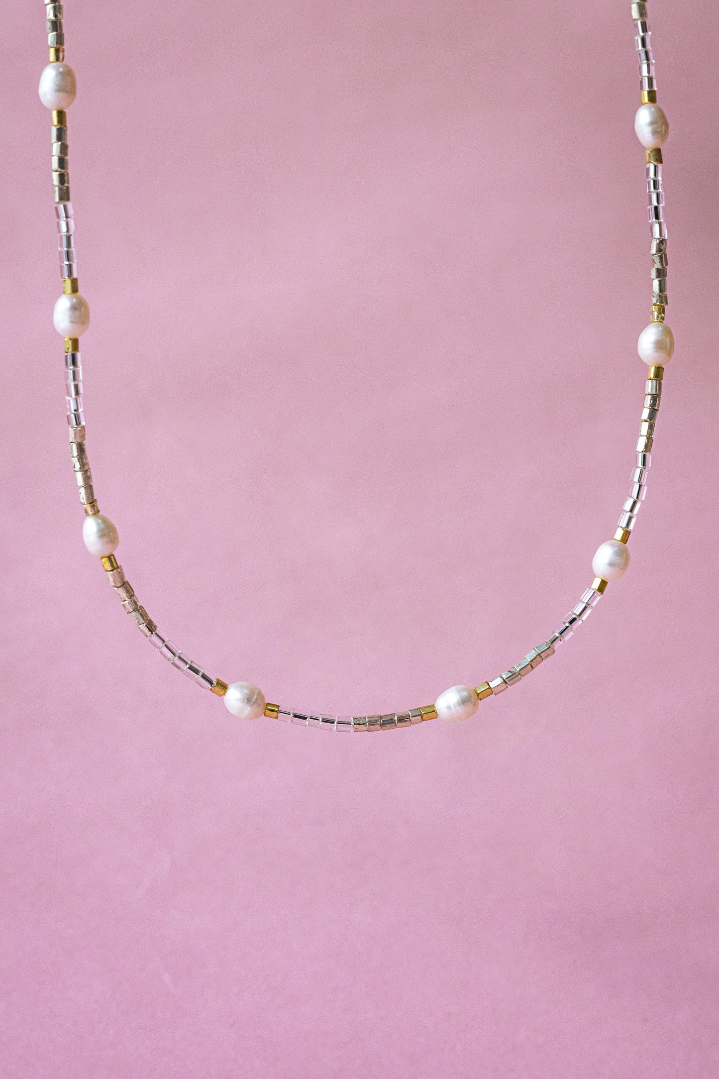 Collar canutillos y perlas